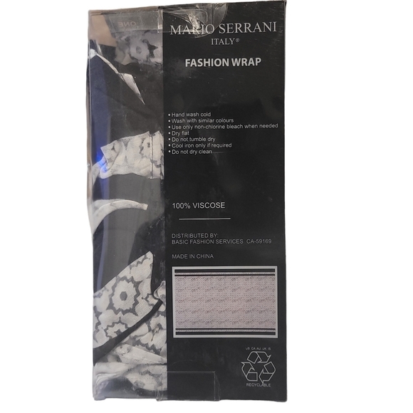 Women's Mario Serrani Fashion Wrap NWT - Picture 2 of 2